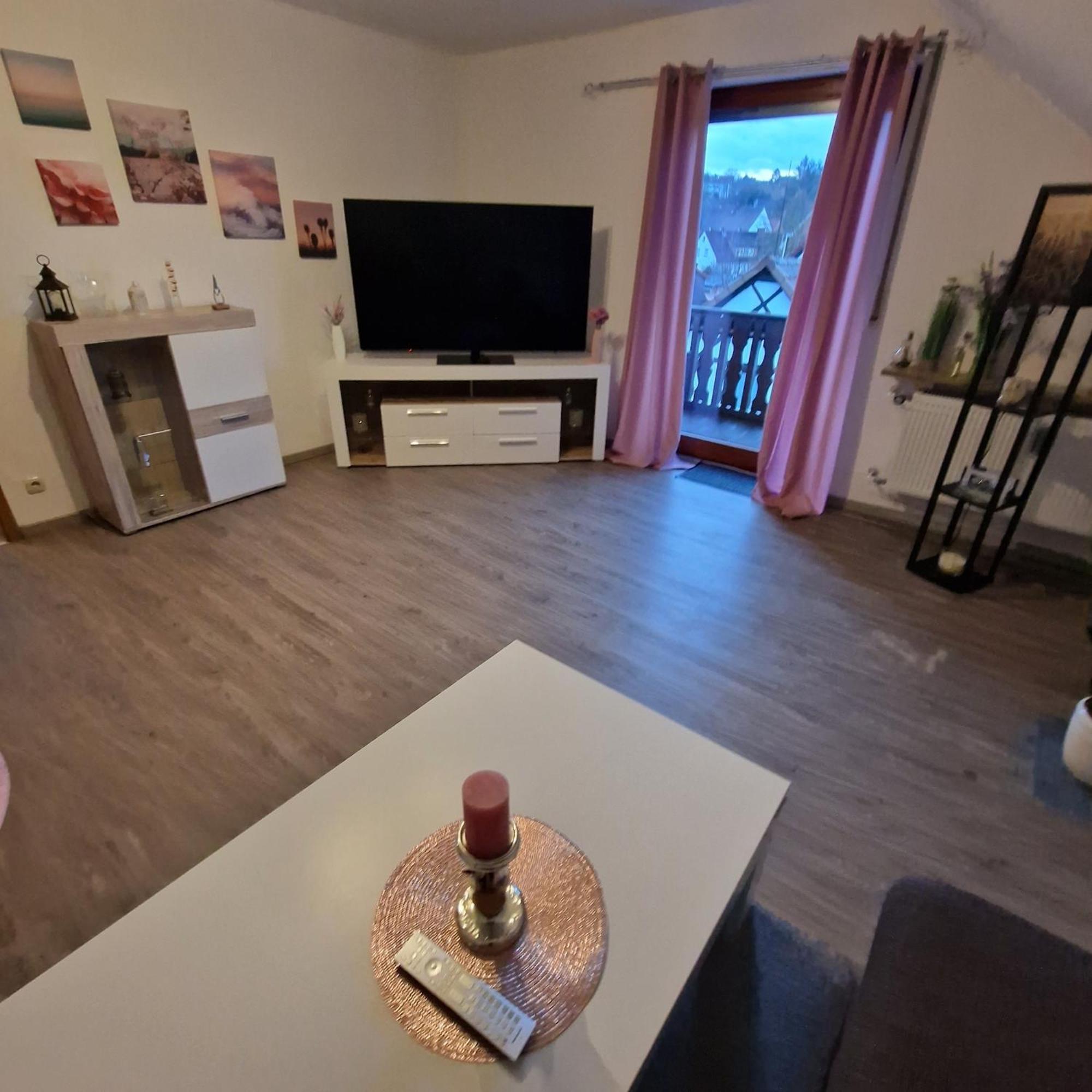Ferienwohnung Fraenkisch Wohnen Bei Mela Litzendorf Exterior foto